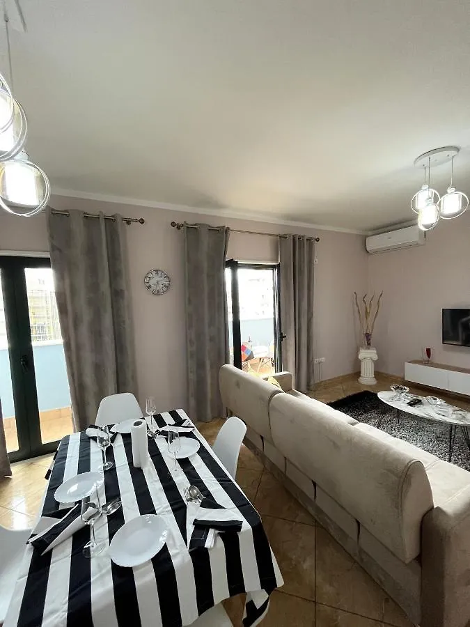 Center Apartment Easy Tirana Albanië