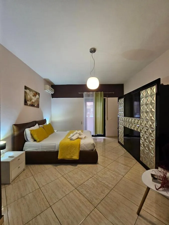 Center Apartment Easy Tirana