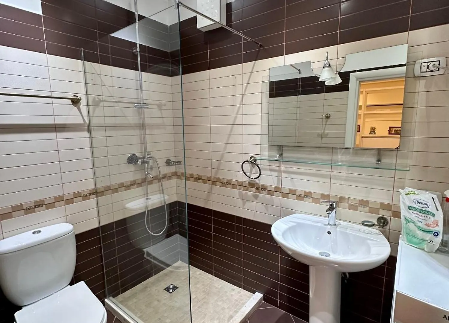 Center Apartment Easy Tirana Albania
