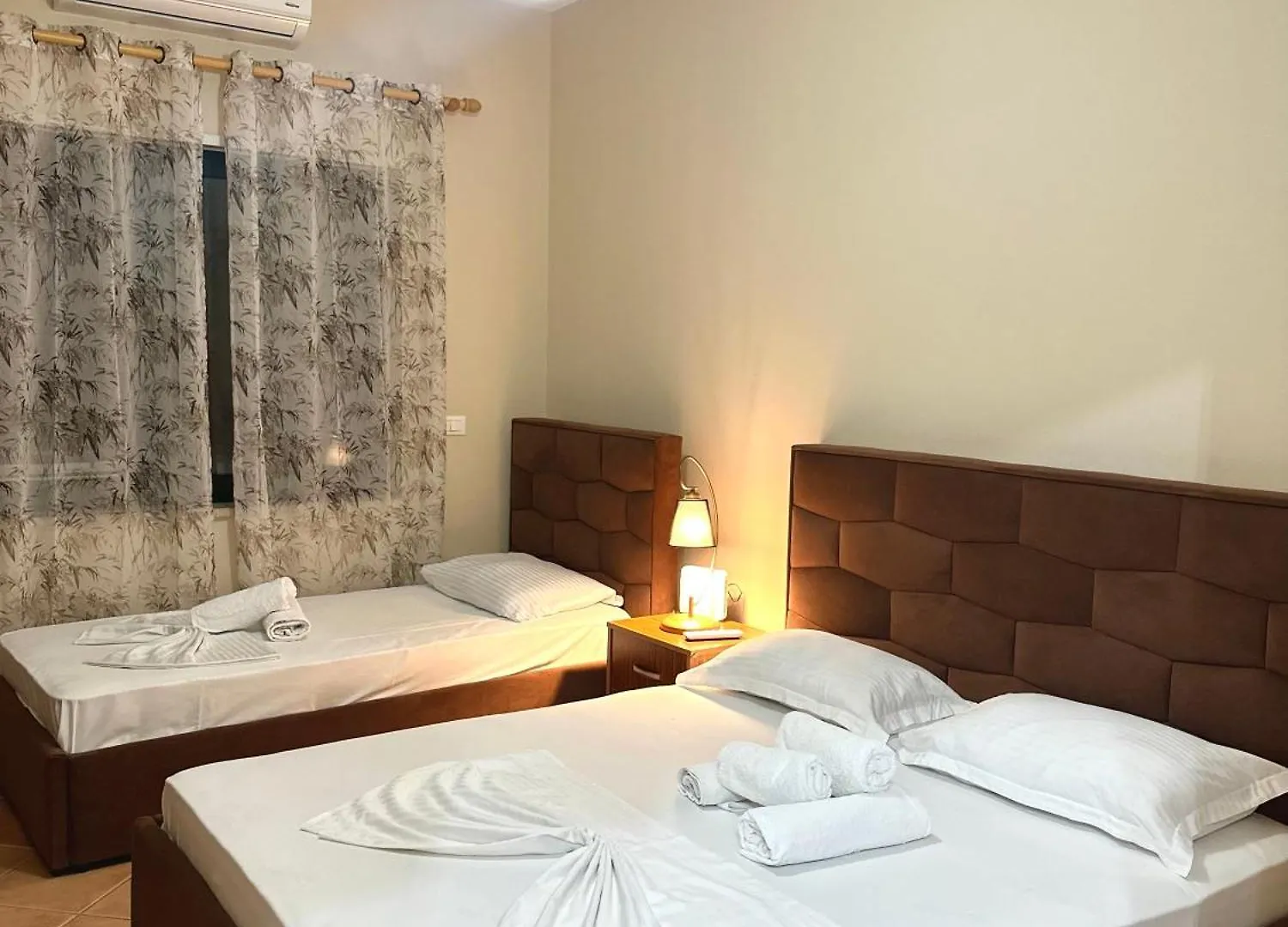 Center Apartment Easy Tirana